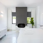 Paul's Mansion וילה חאניה