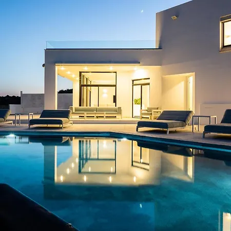 Paul's Mansion *
