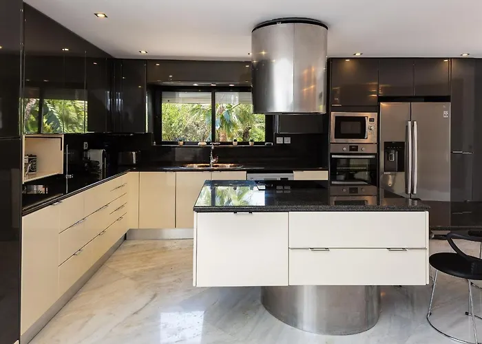 Βίλα Paul's Mansion *