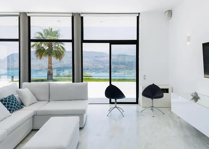 Paul's Mansion ハニア