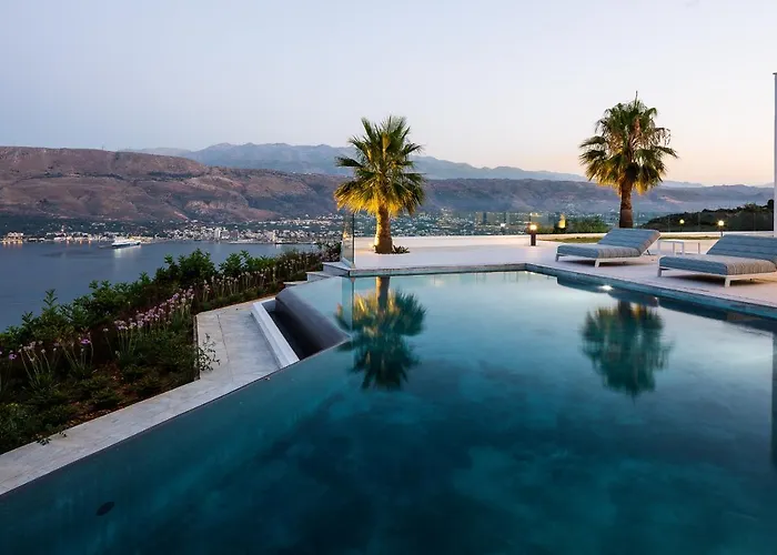 Paul's Mansion ヴィラ *