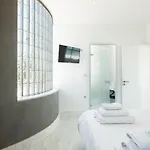Paul's Mansion ハニア
